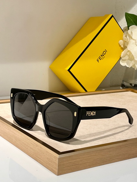 Fendi Sunglasses(AAAA)-403