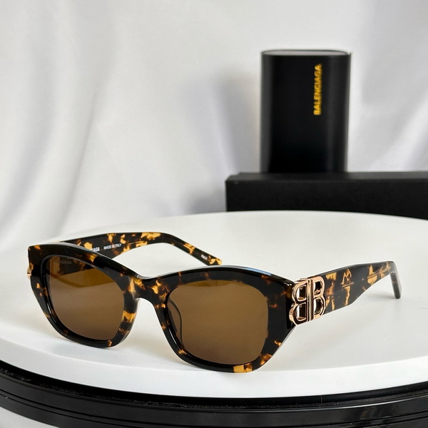 Balenciaga Sunglasses(AAAA)-222
