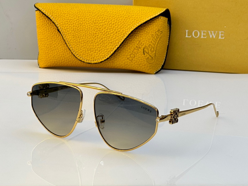 Loewe Sunglasses(AAAA)-098