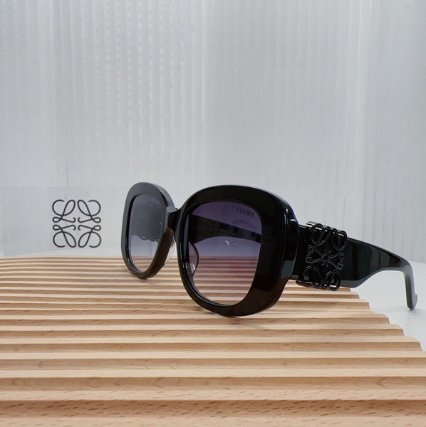 Loewe Sunglasses(AAAA)-091