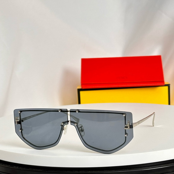 Fendi Sunglasses(AAAA)-380
