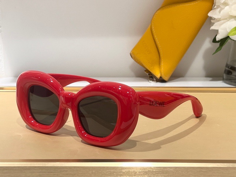 Loewe Sunglasses(AAAA)-054