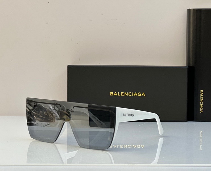 Balenciaga Sunglasses(AAAA)-188