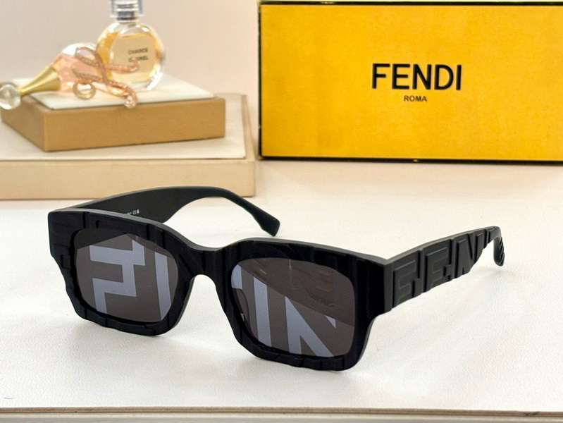 Fendi Sunglasses(AAAA)-340