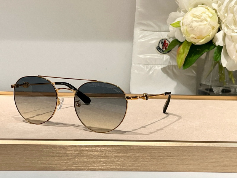 Moncler Sunglasses(AAAA)-018