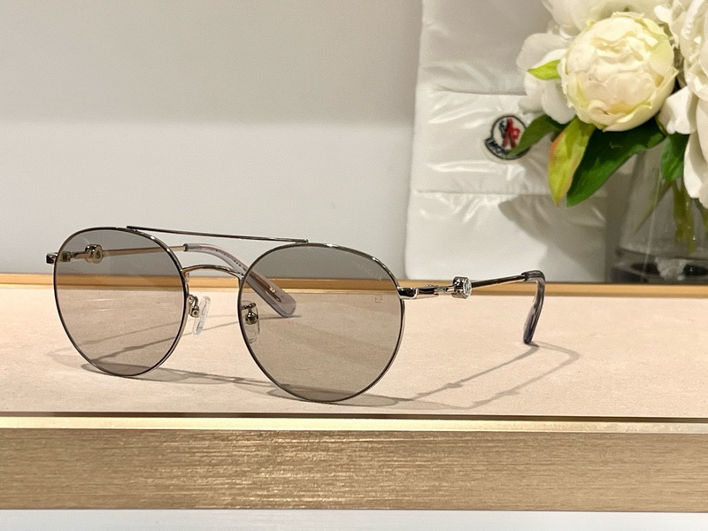 Moncler Sunglasses(AAAA)-016