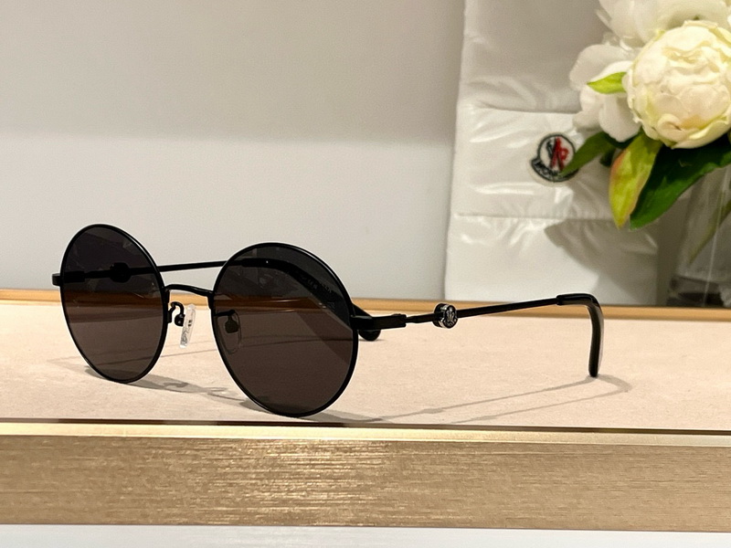 Moncler Sunglasses(AAAA)-012