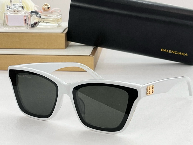 Balenciaga Sunglasses(AAAA)-172