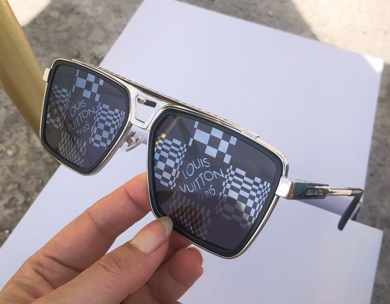 LV Sunglasses(AAAA)-884