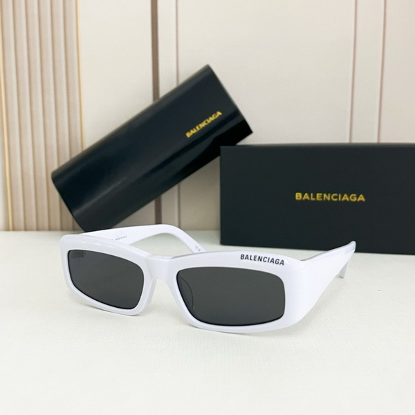 Balenciaga Sunglasses(AAAA)-154