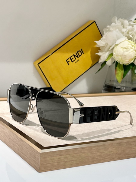 Fendi Sunglasses(AAAA)-308