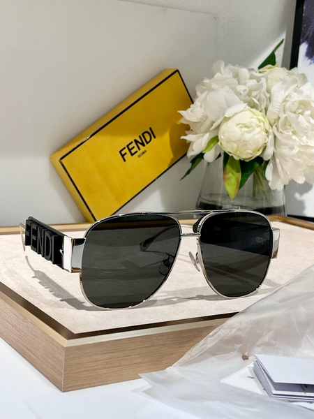 Fendi Sunglasses(AAAA)-309