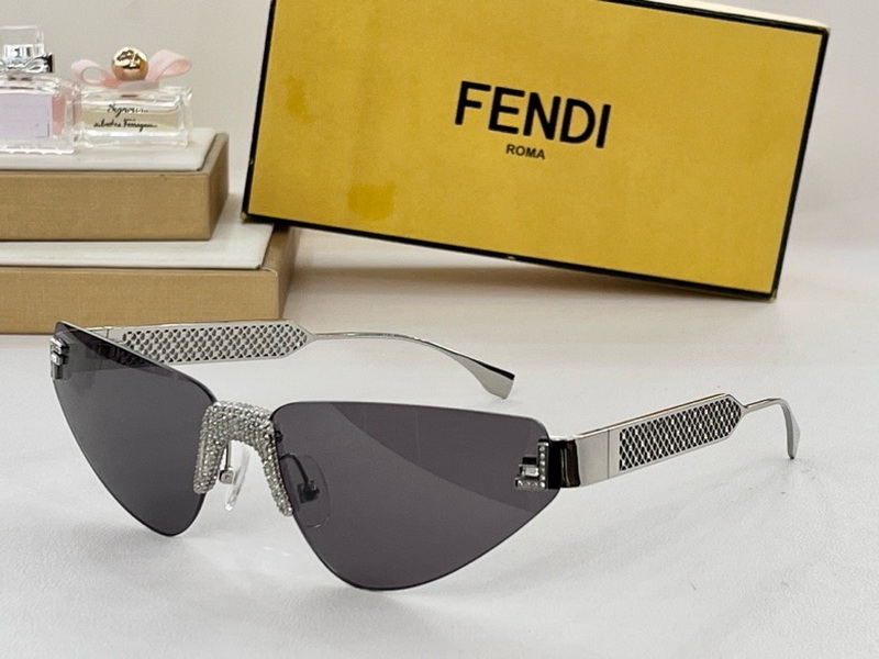 Fendi Sunglasses(AAAA)-292