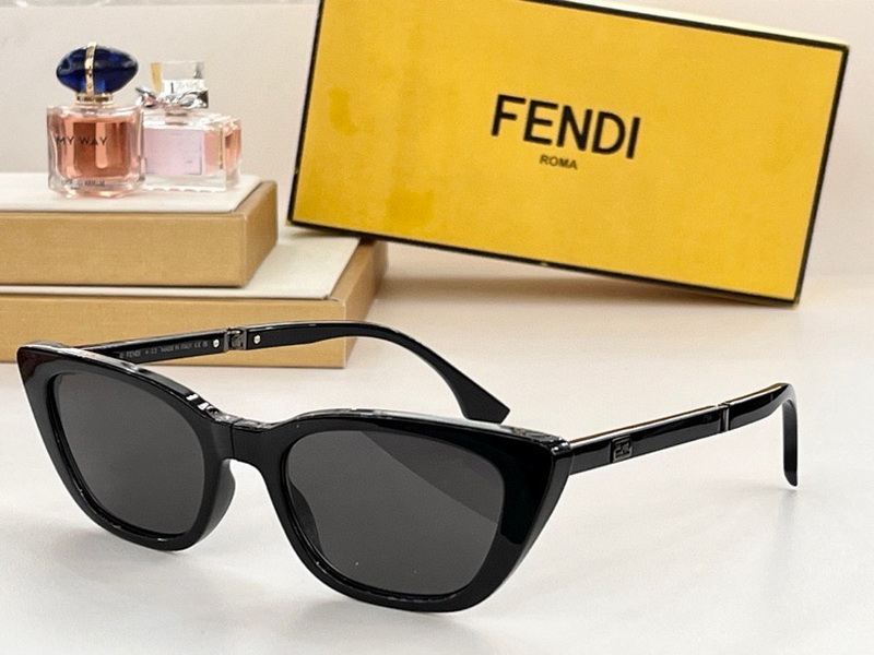 Fendi Sunglasses(AAAA)-288