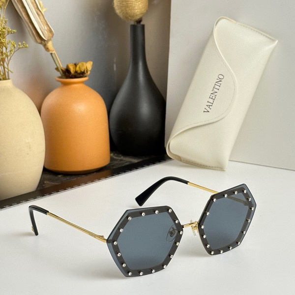 Valentino Sunglasses(AAAA)-142