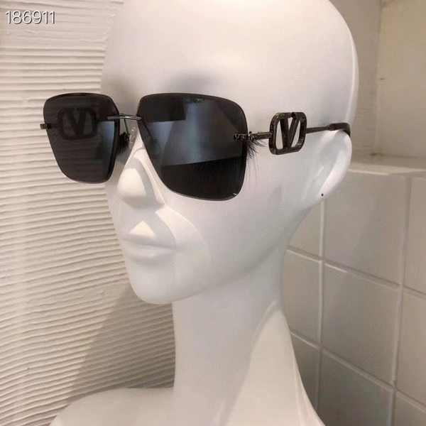 Valentino Sunglasses(AAAA)-123