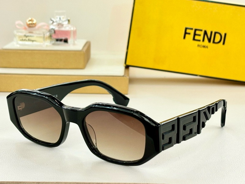 Fendi Sunglasses(AAAA)-266
