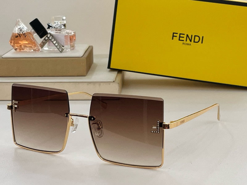 Fendi Sunglasses(AAAA)-263