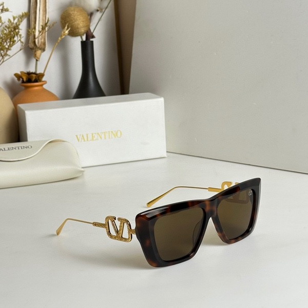 Valentino Sunglasses(AAAA)-070