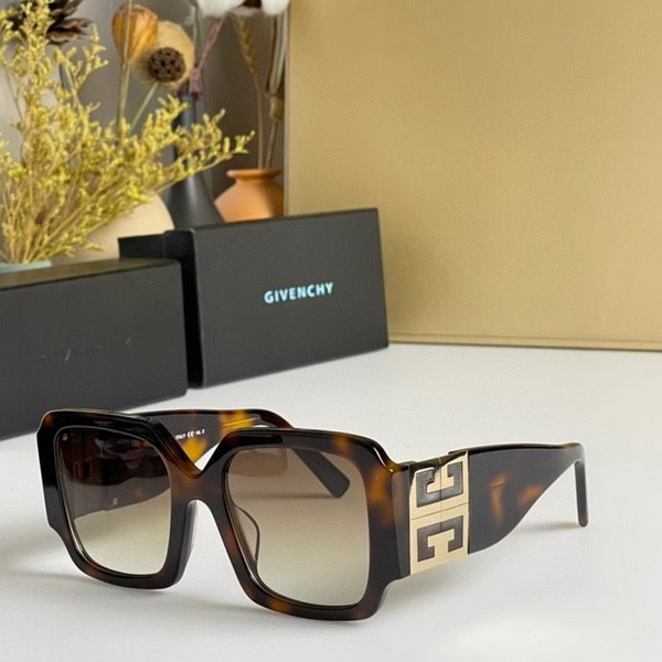 Givenchy Sunglasses(AAAA)-038