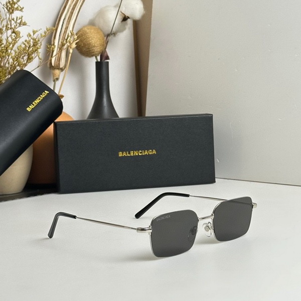Balenciaga Sunglasses(AAAA)-102