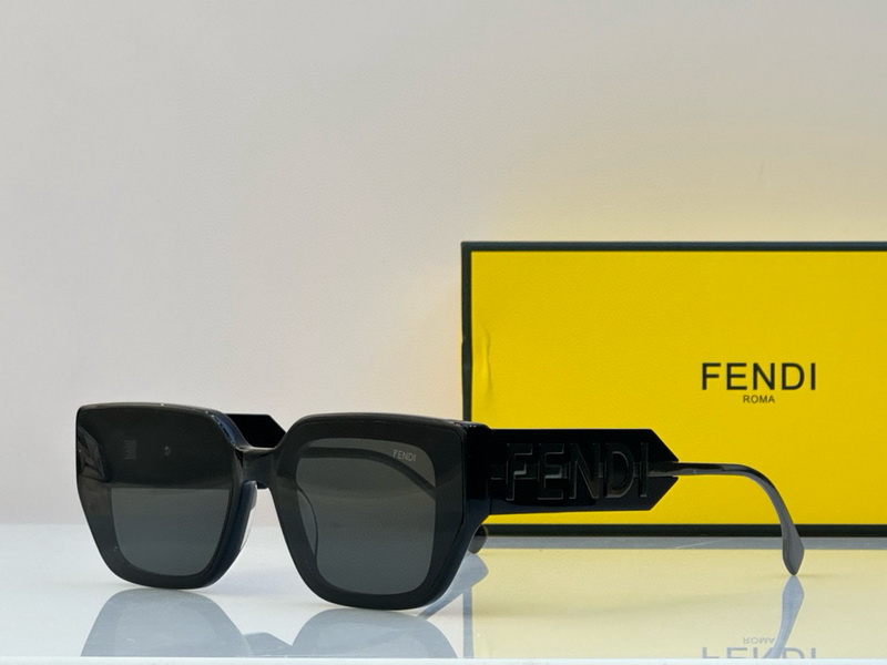 Fendi Sunglasses(AAAA)-249