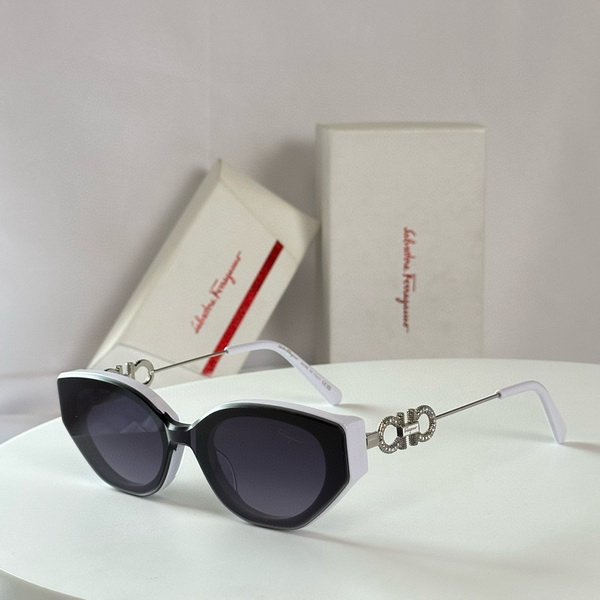 Ferragamo Sunglasses(AAAA)-194