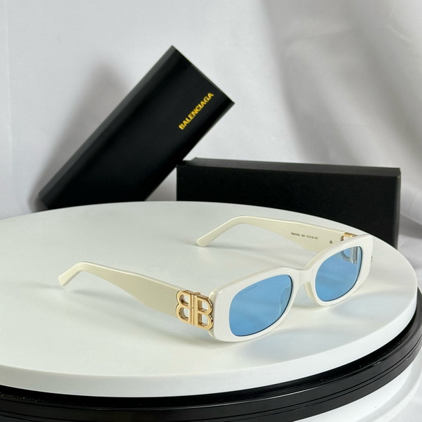 Balenciaga Sunglasses(AAAA)-075