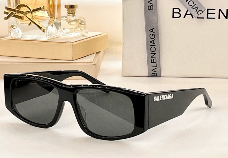 Balenciaga Sunglasses(AAAA)-073