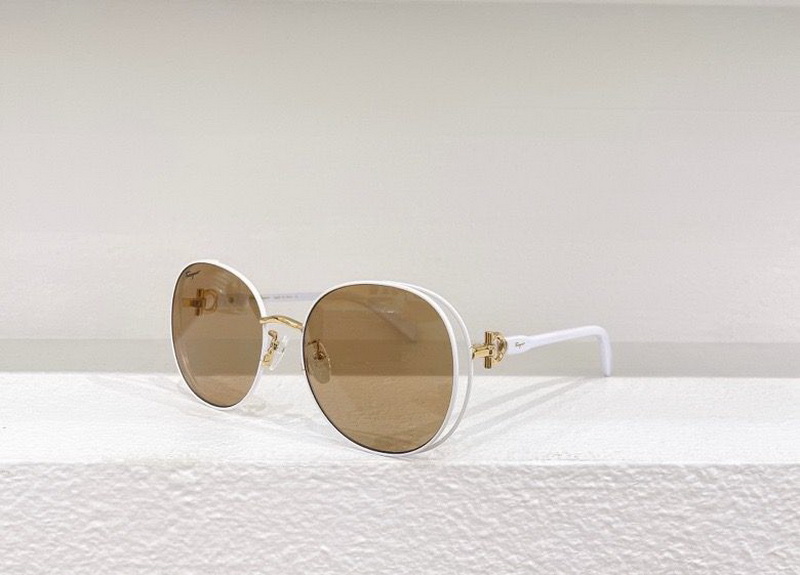 Ferragamo Sunglasses(AAAA)-139