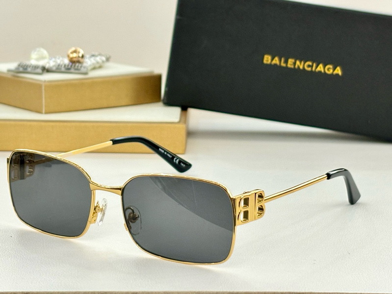 Balenciaga Sunglasses(AAAA)-052