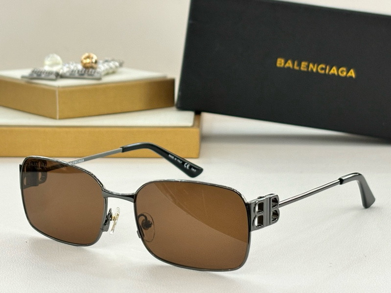 Balenciaga Sunglasses(AAAA)-051