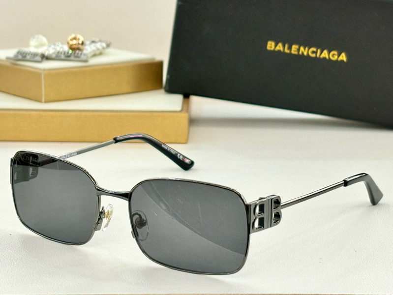 Balenciaga Sunglasses(AAAA)-050