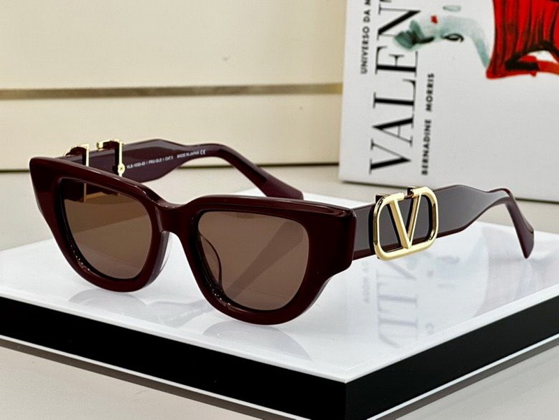Valentino Sunglasses(AAAA)-061