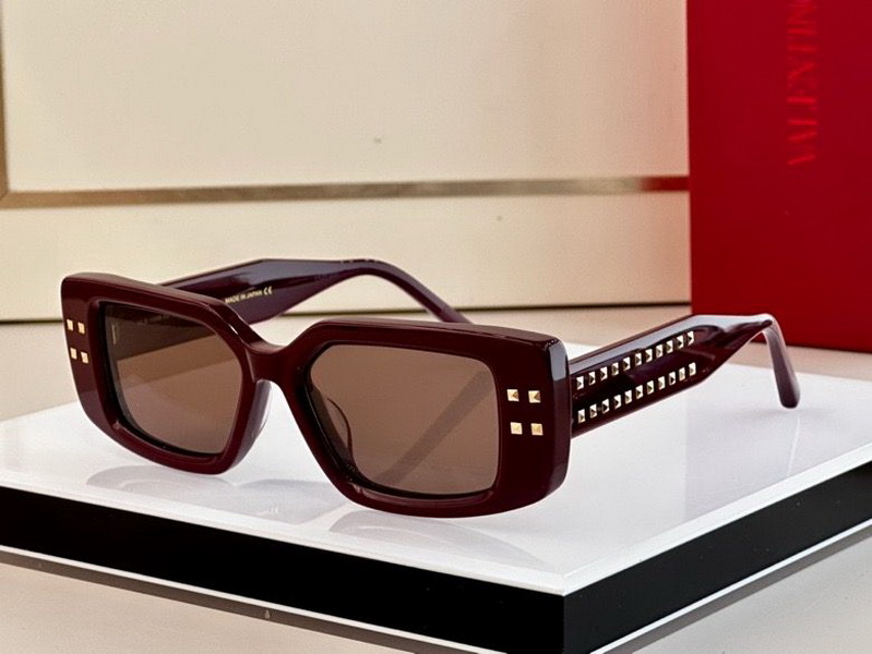 Valentino Sunglasses(AAAA)-056