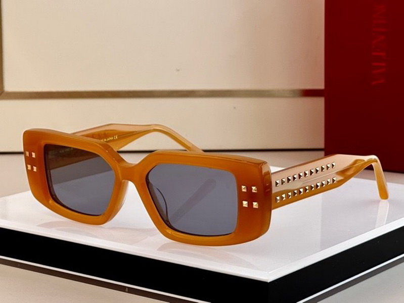Valentino Sunglasses(AAAA)-054