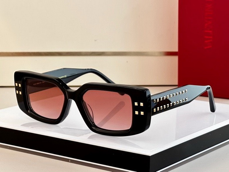Valentino Sunglasses(AAAA)-053