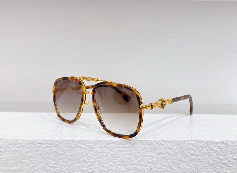 Versace Sunglasses(AAAA)-697