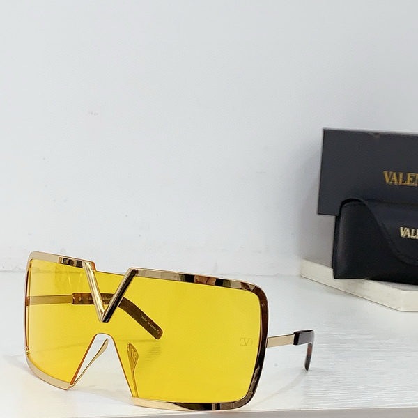Valentino Sunglasses(AAAA)-050