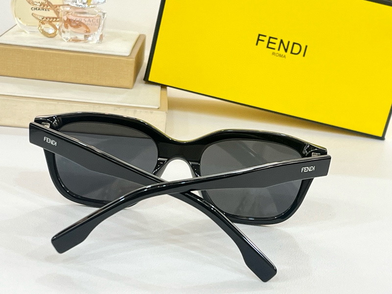 Fendi Sunglasses(AAAA)-214