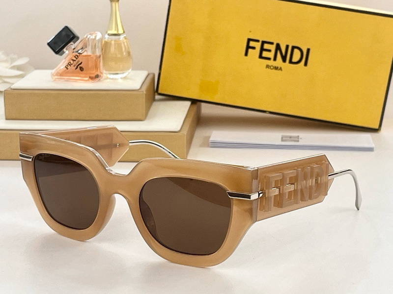 Fendi Sunglasses(AAAA)-205
