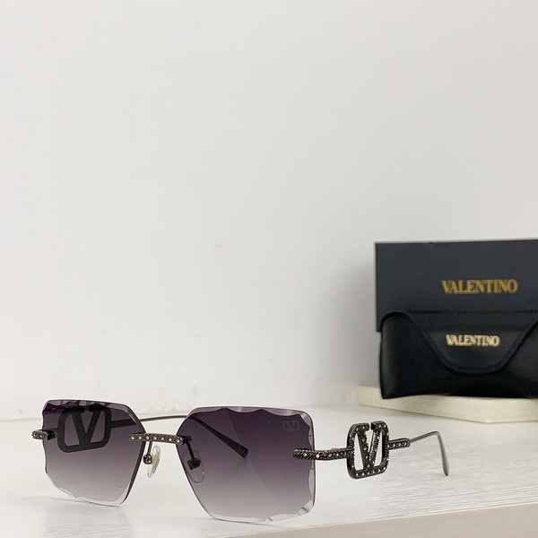 Valentino Sunglasses(AAAA)-009