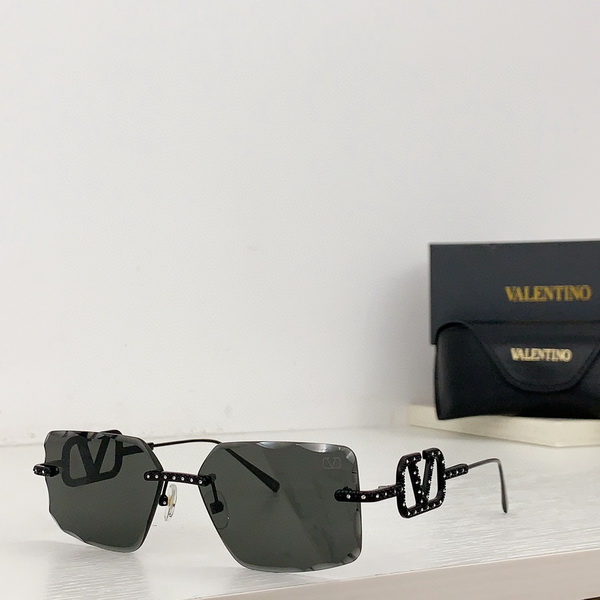 Valentino Sunglasses(AAAA)-008
