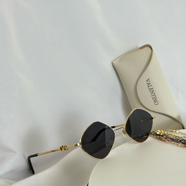 Valentino Sunglasses(AAAA)-007