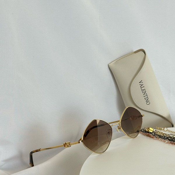 Valentino Sunglasses(AAAA)-002