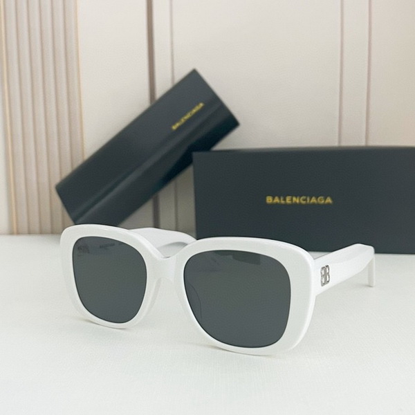 Balenciaga Sunglasses(AAAA)-010