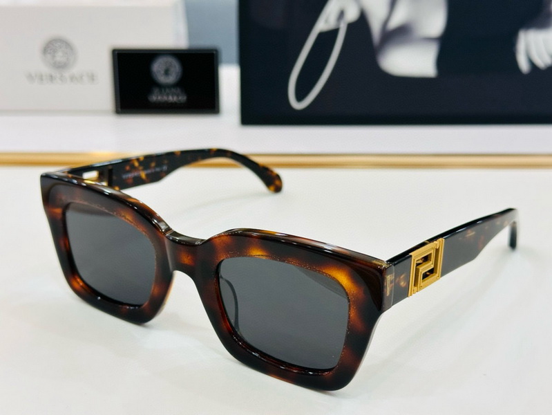 Versace Sunglasses(AAAA)-470