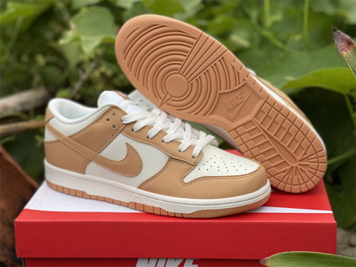 Nike Dunk Low WMNS “Harvest Moon”