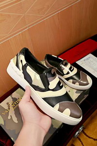 Valentino Shoes(AAA)-044