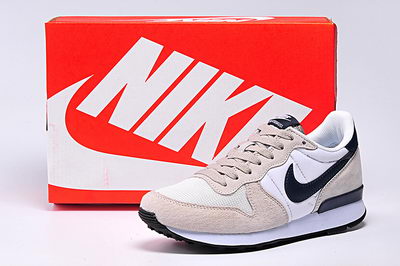 Nike Archive 83-015